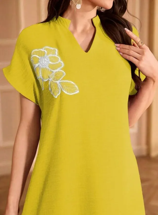 Floral Patch Open Collar Maxi Dress – image 4