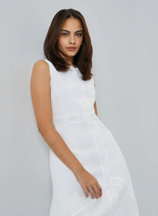 Self-Design Sleeveless A-Line Maxi Dress White – image 2