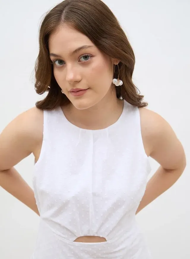 Solid Sleeveless Layered Midi Dress – image 4