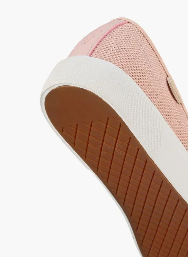 Women's Textured Slip-On Shoes – image 5