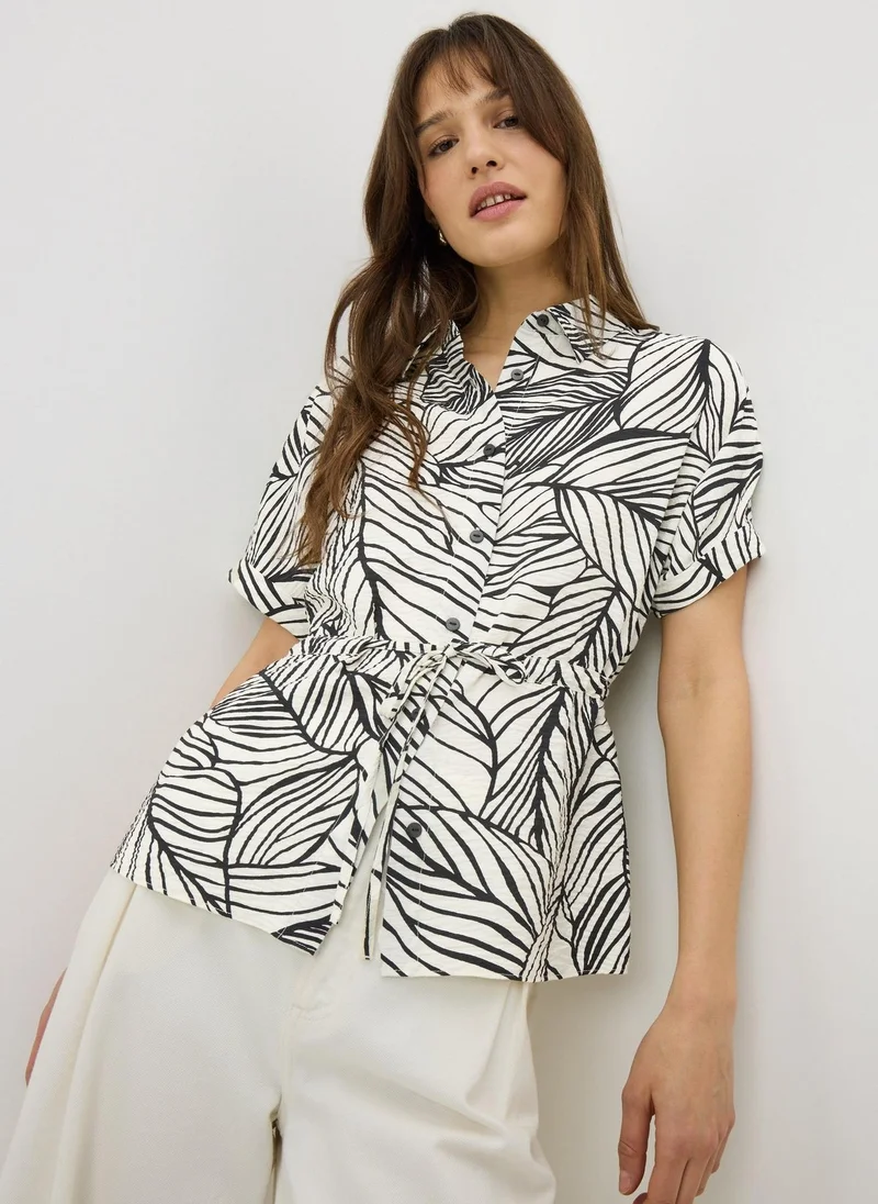 اشتري ماتلان Black/White Black Leaf Print Tie Waist Co Ord Shirt للنساء في الإمارات