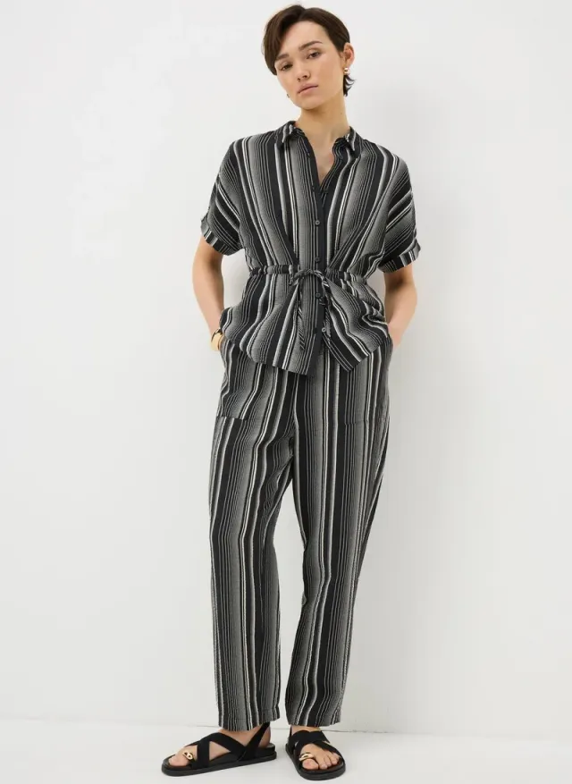 اشتري ماتلان Black/White Black Stripe Tie Waist Co Ord Shirt للنساء في الإمارات – صورة 2