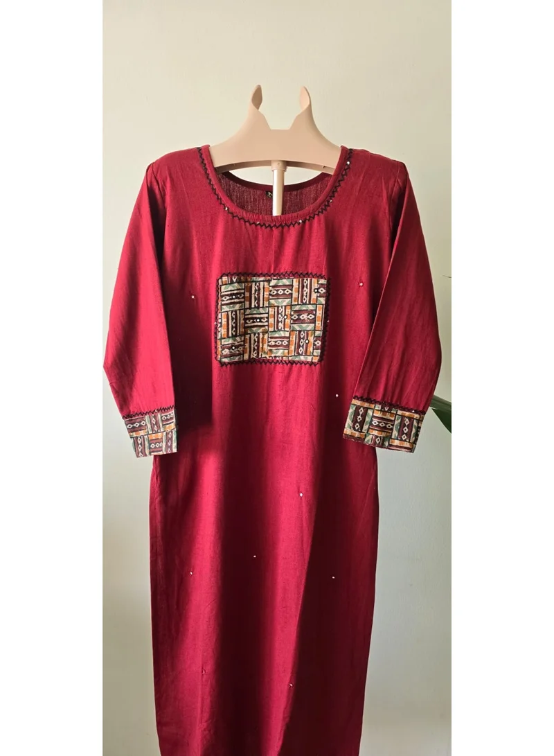 إليك الوصف التسويقي لطقم الكورد (Coord Set) القطني باللغة العربية، مصاغاً بأسلوب يجمع بين الأناقة والاحترافية ليناسب ذوق عملائك في دبي وخارجها: