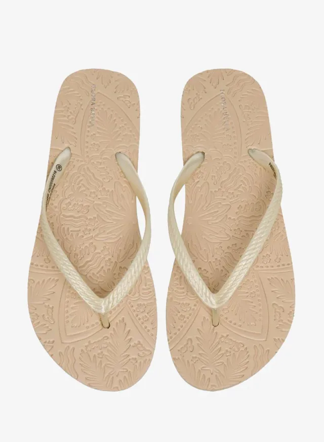 Women's Textured Flip-Flops – image 2