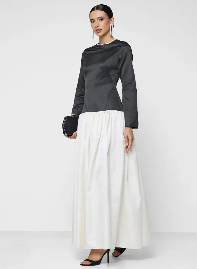 Contrast Ball Gown Dress – image 4
