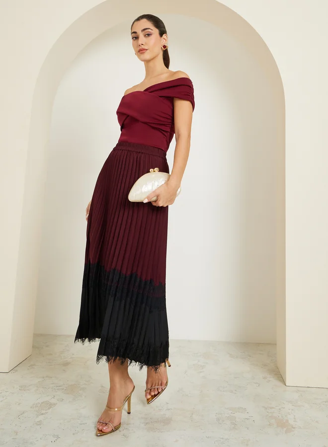 Lace-Trim Pleated Midi Skirt Burgundy