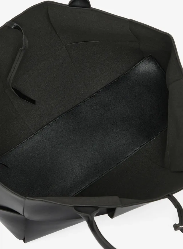 Oversized Woven Tote – image 4