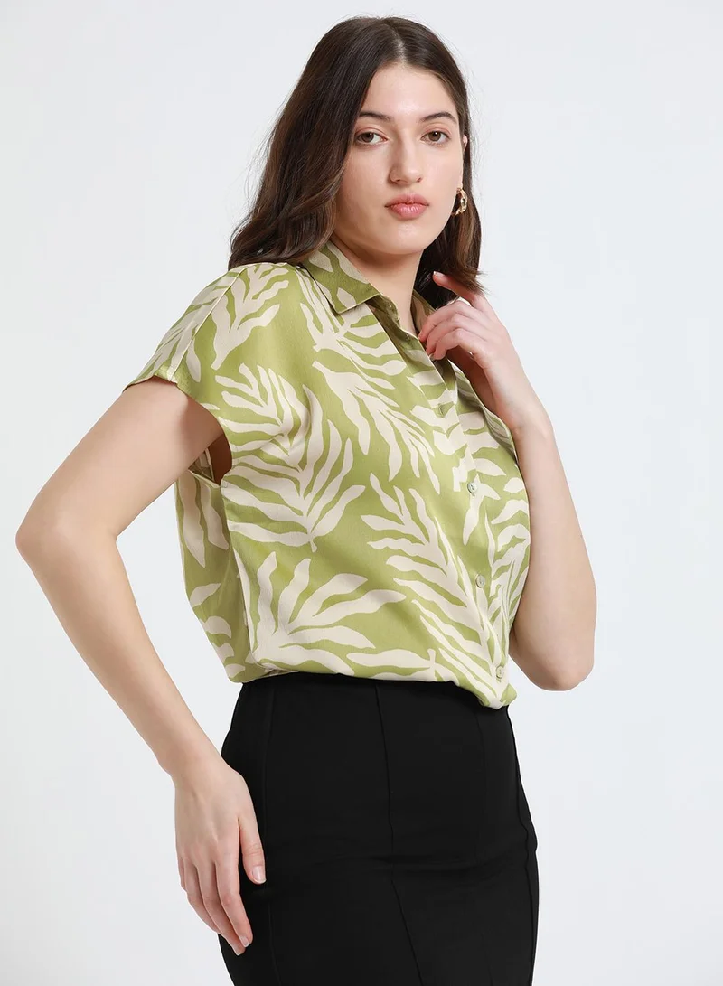 Women's Printed Button Down Relaxed Shirt Light Olive