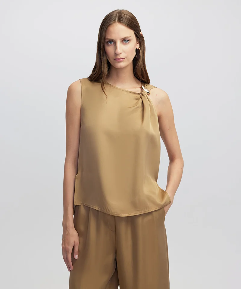 Blouse with Buckle