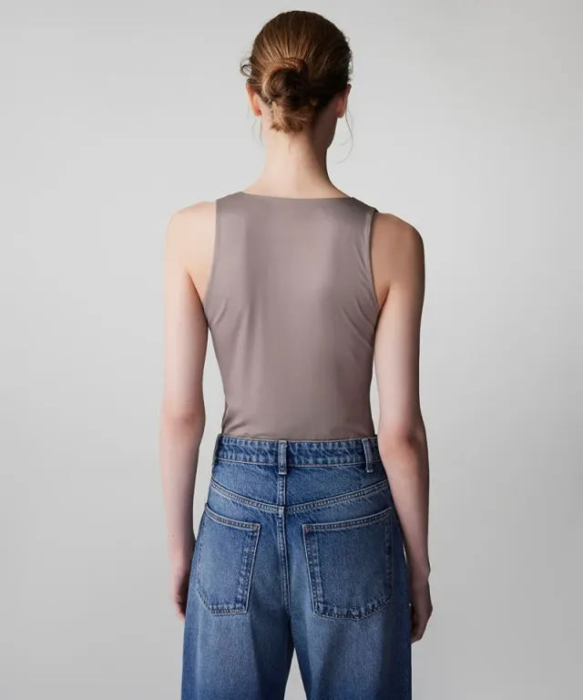 V-Neck T-Shirt – image 4