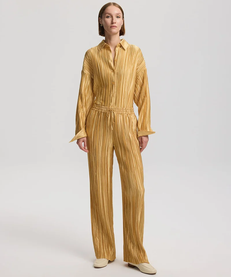 Pleated Wide-Leg Trousers