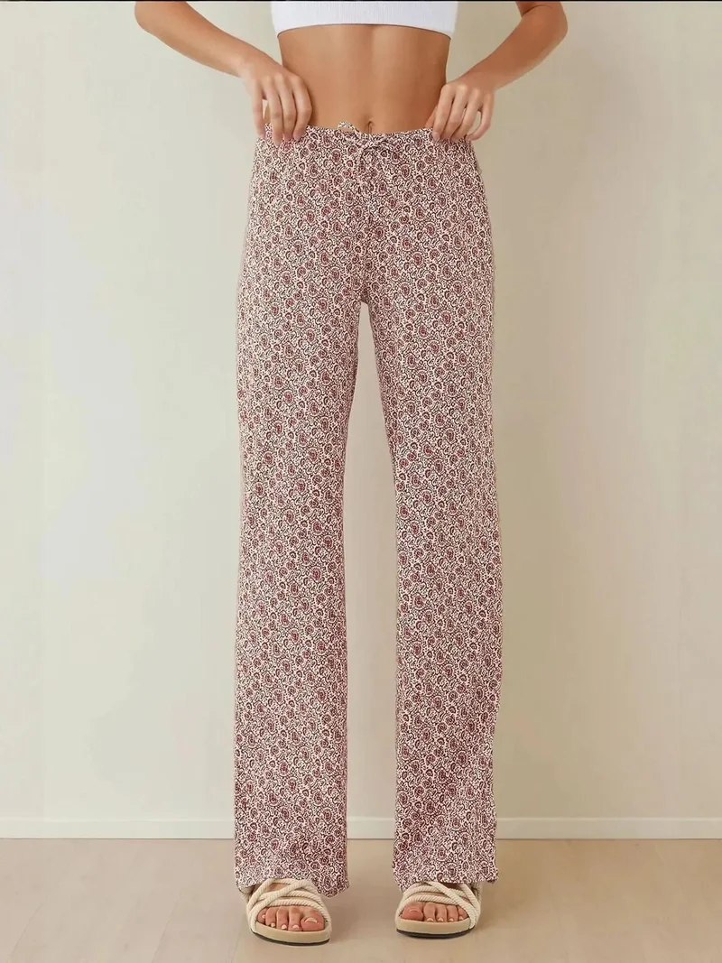 Relaxed Wide Leg Patterned Pants