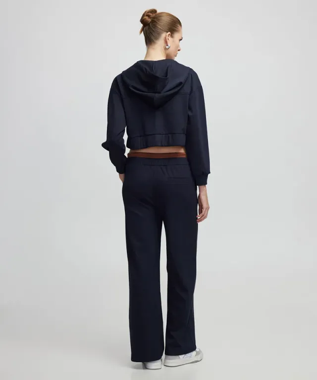 Monogram Applique Sweatshirt – image 4
