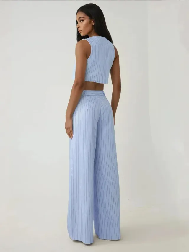 Pika Fitted Striped Crop Vest – image 3