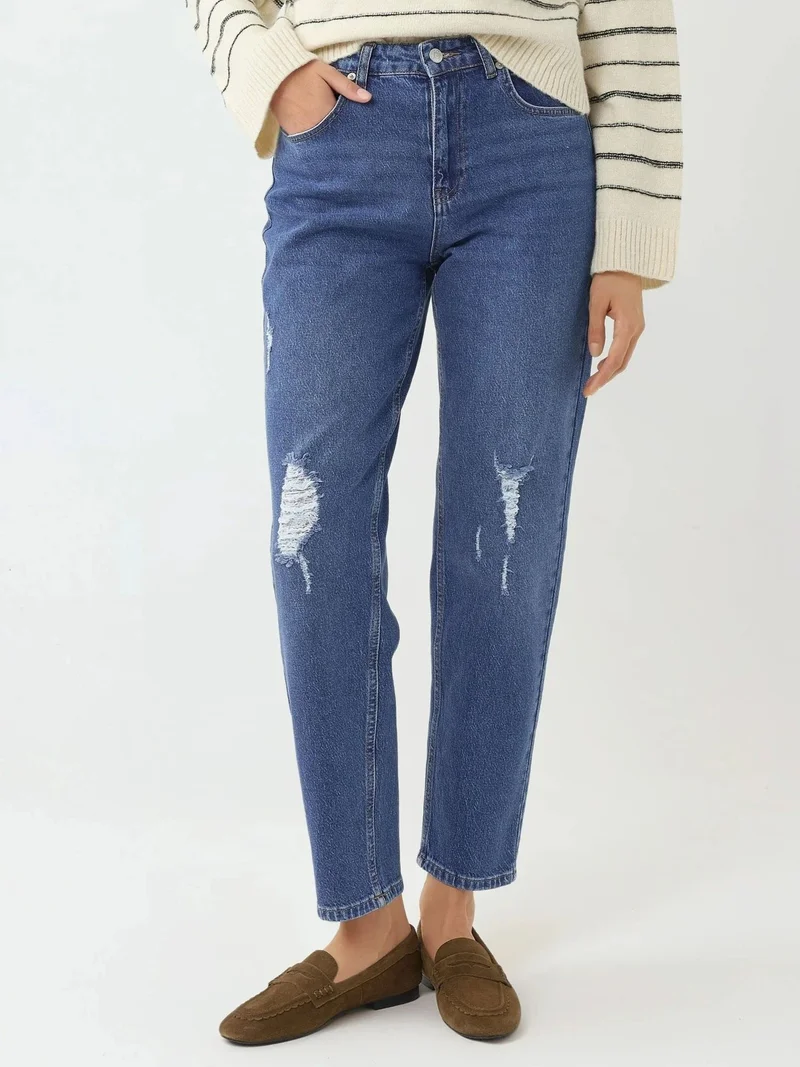Destroyed Slim Fit Jeans