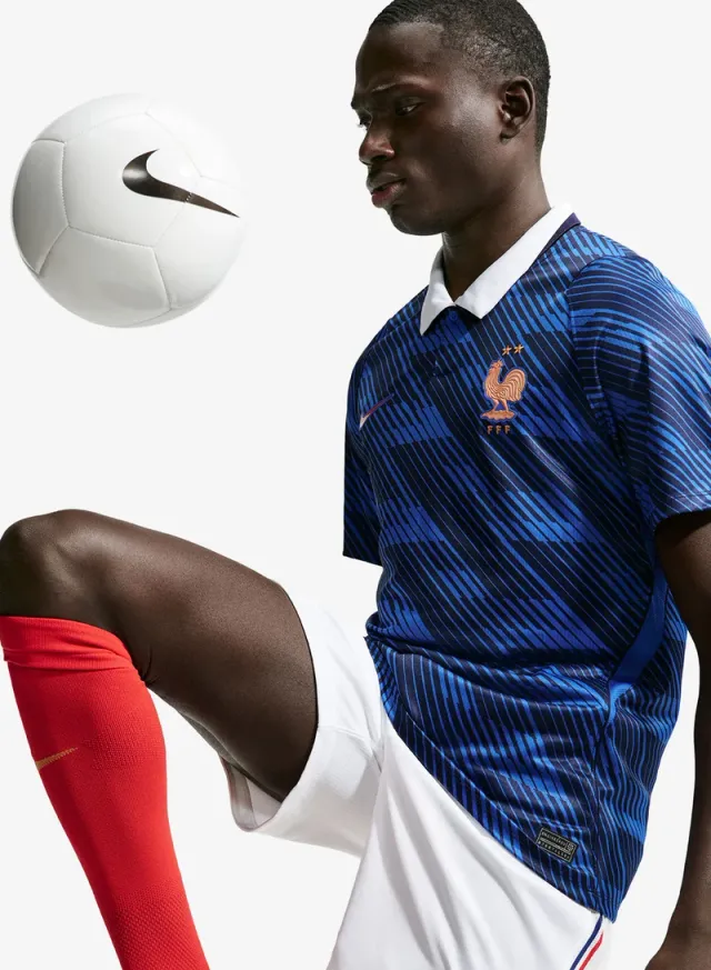 France 2026 Home Football Shorts - White with Metallic Copper Accents – image 5