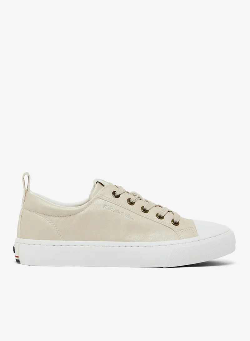 Women Low Top Comfort Sneakers