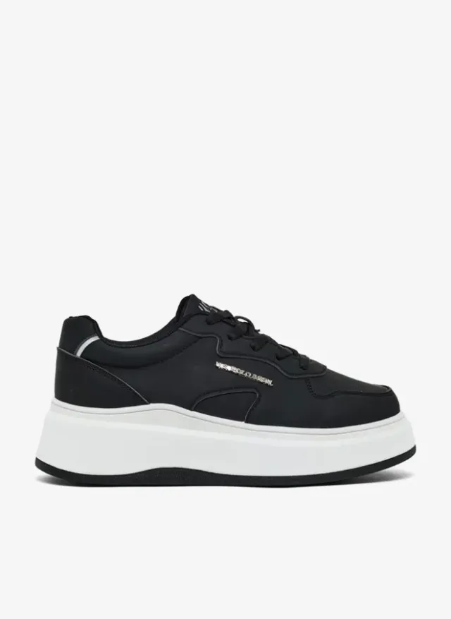Women's Low Top Comfort Sneakers