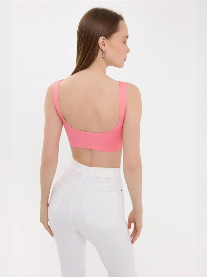 Sleeveless Round Neck Back Detail Top