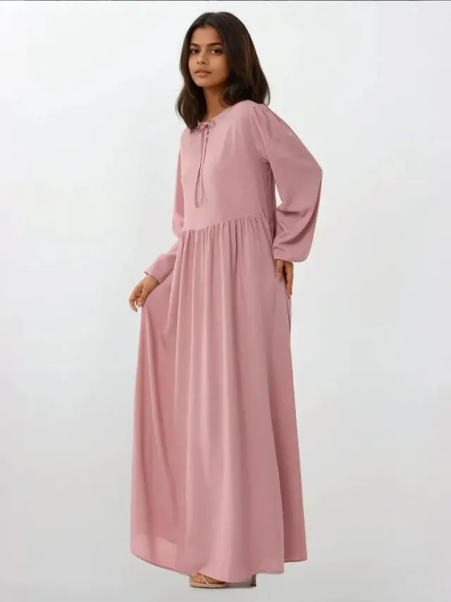 Maxi Tiered Dress with Crew Neck and Long Sleeves – image 7