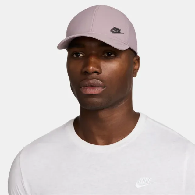 Dri-FIT Structured Metal Logo Cap
