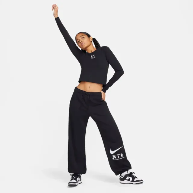 Women's Long-Sleeve Lifestyle Top with Swoosh Logo – image 5