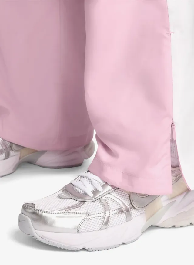 NSW Classic Open Hem Sweatpants – image 3