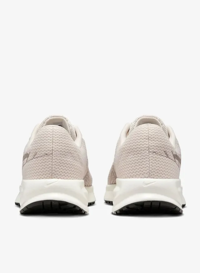 Women's Run Defy Running Shoes – image 4