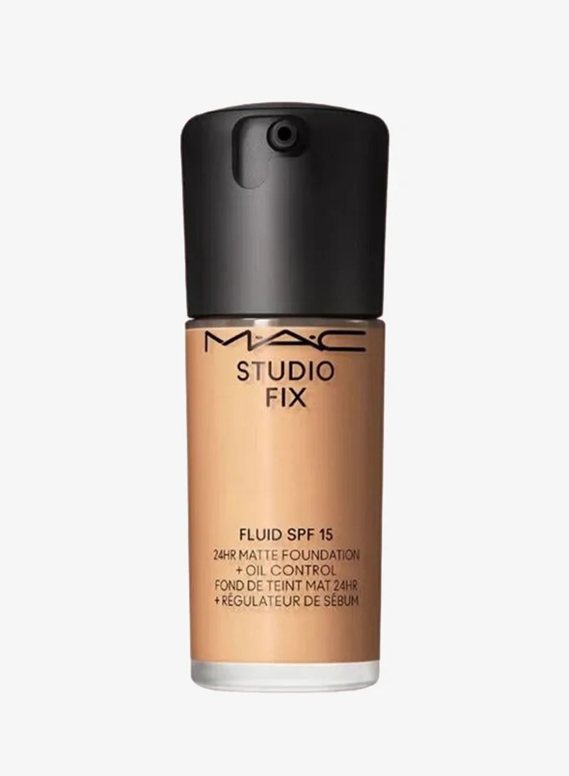 Studio Fix Fluid Foundation SPF 15 Nc30