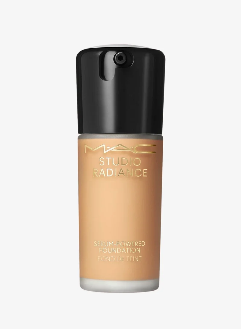 Studio Radiance Serum Powered Foundation NC40