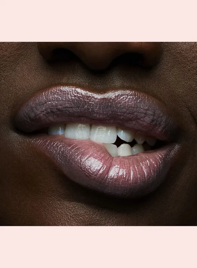 Pigmented Lip Gloss with Jojoba Oil - Glass-like Shine – image 6