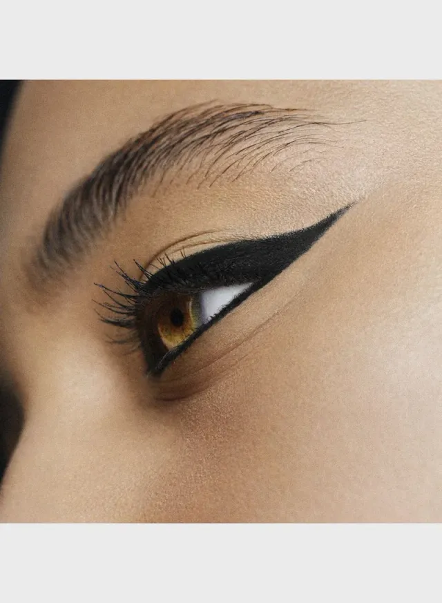 Waterproof Eyeliner Pencil - 07 Absolute Forest – image 4