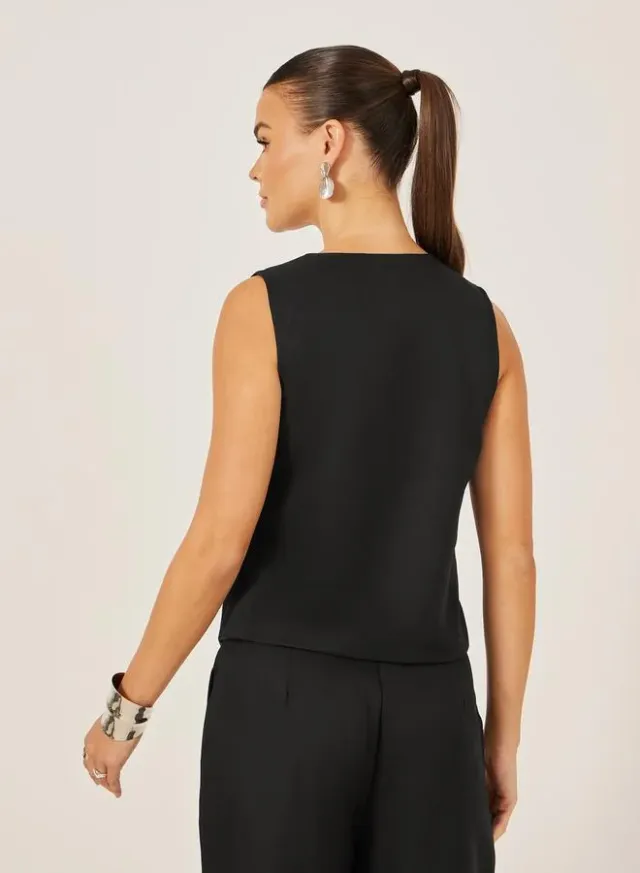 Styli Embellished V-Neck Sleeveless Waistcoat Top - Off White – image 4