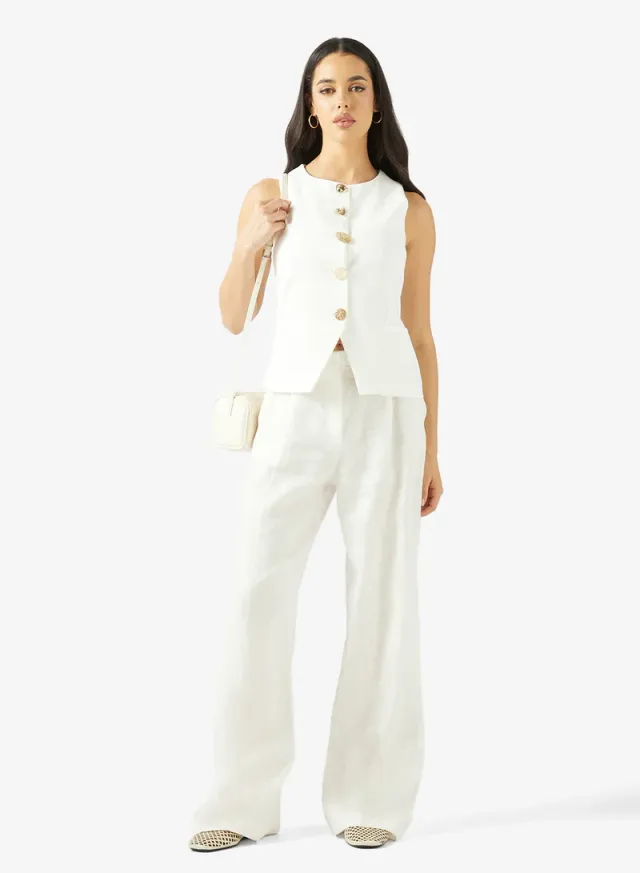 Gold Accent Vest – image 4