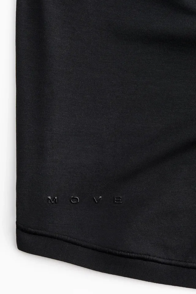 Cropped Long Sleeve Yoga Top – image 2