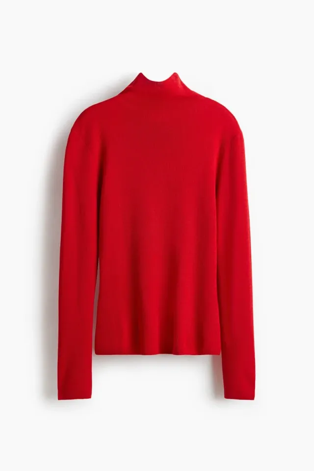 Fine-knit turtleneck top – image 6