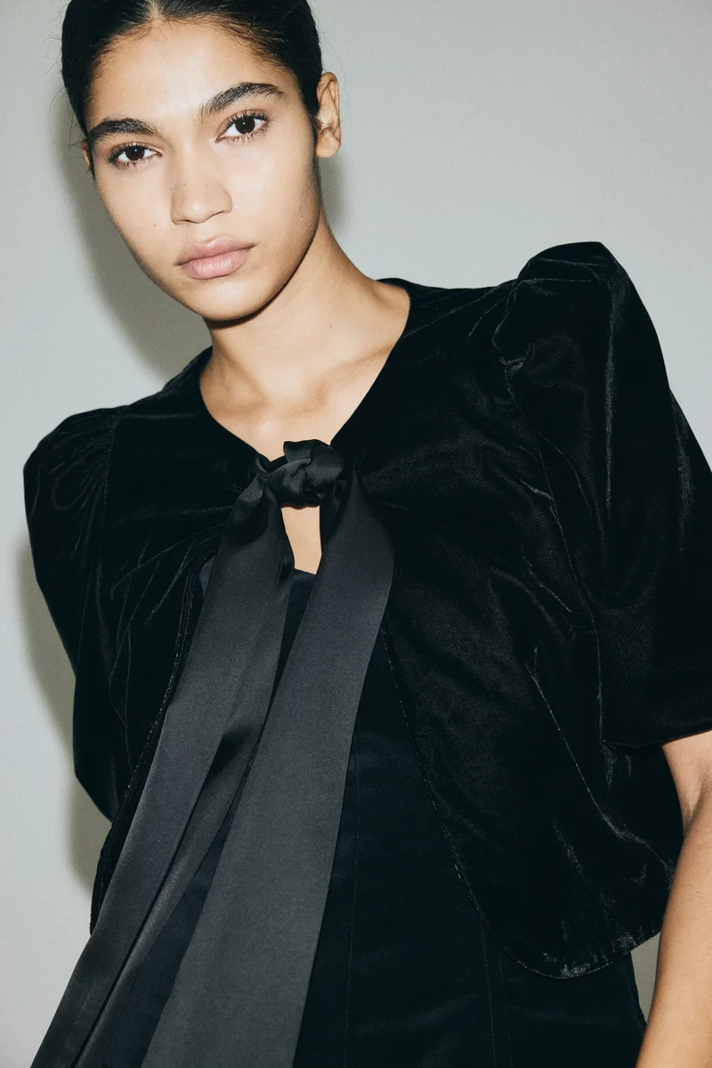 Puff-sleeve Top