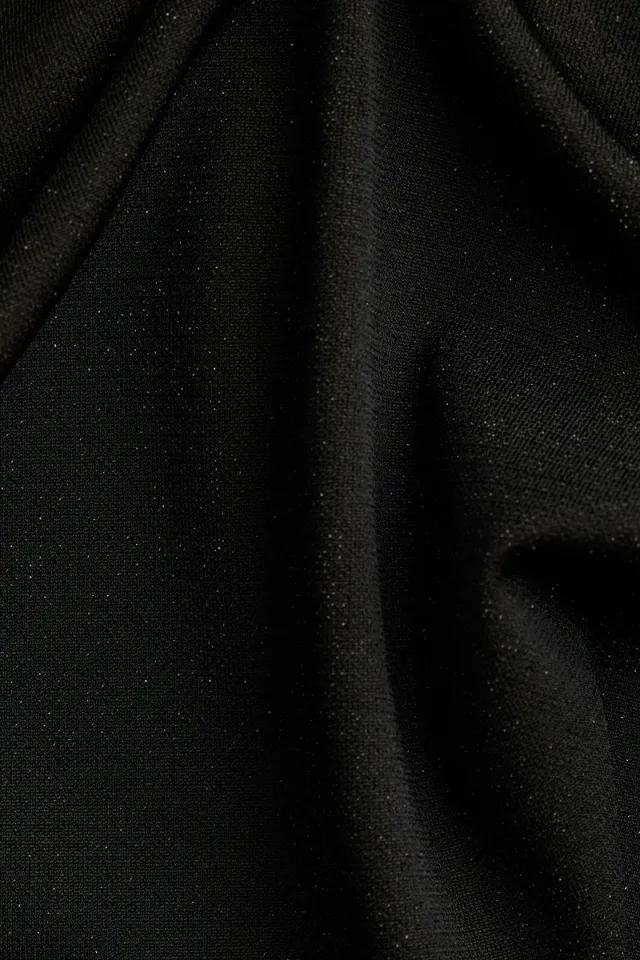 Black Long-Sleeve V-Neck Top with Glittery Twist Detail – image 6