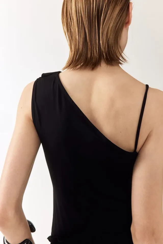 Black Asymmetric Sleeveless Top with Cowl Neck and Spaghetti Straps – image 5