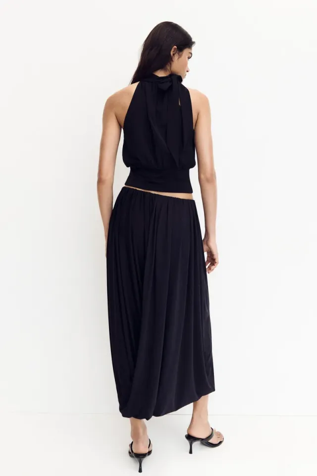 Black Scarf-Collar Crepe Jersey Sleeveless Top for Women – image 5