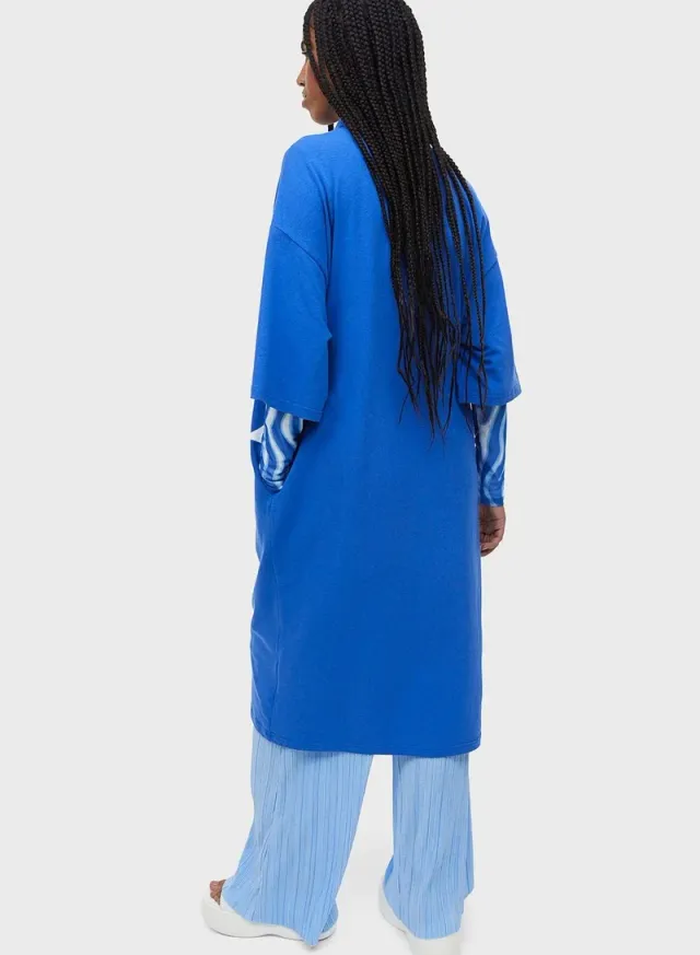 Oversized Graphic T-Shirt Dress with Collar and Button-Up Placket – image 2