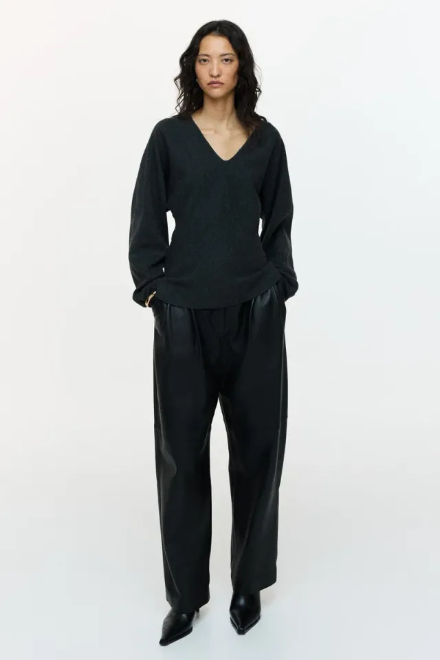 Knitted V-Neck Top – image 3