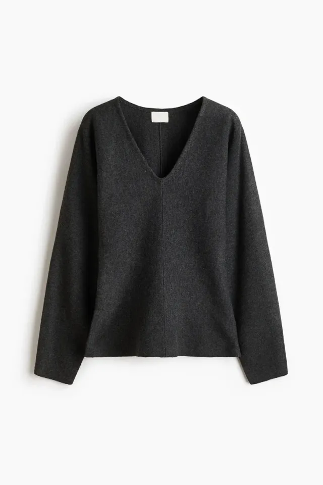Knitted V-Neck Top – image 5