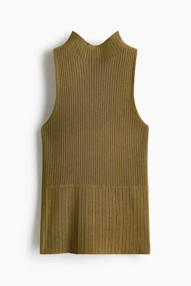 Ribbed Turtleneck Top – image 5