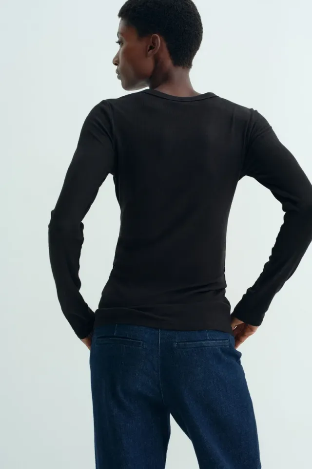 Black Ribbed Jersey Long-Sleeve Top for Women – image 4