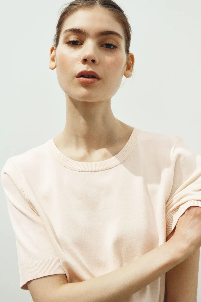 Fine-knit Top