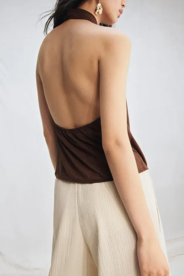 Dark Brown Cropped Halterneck Top with Twisted Hem and Gathered Detail – image 4