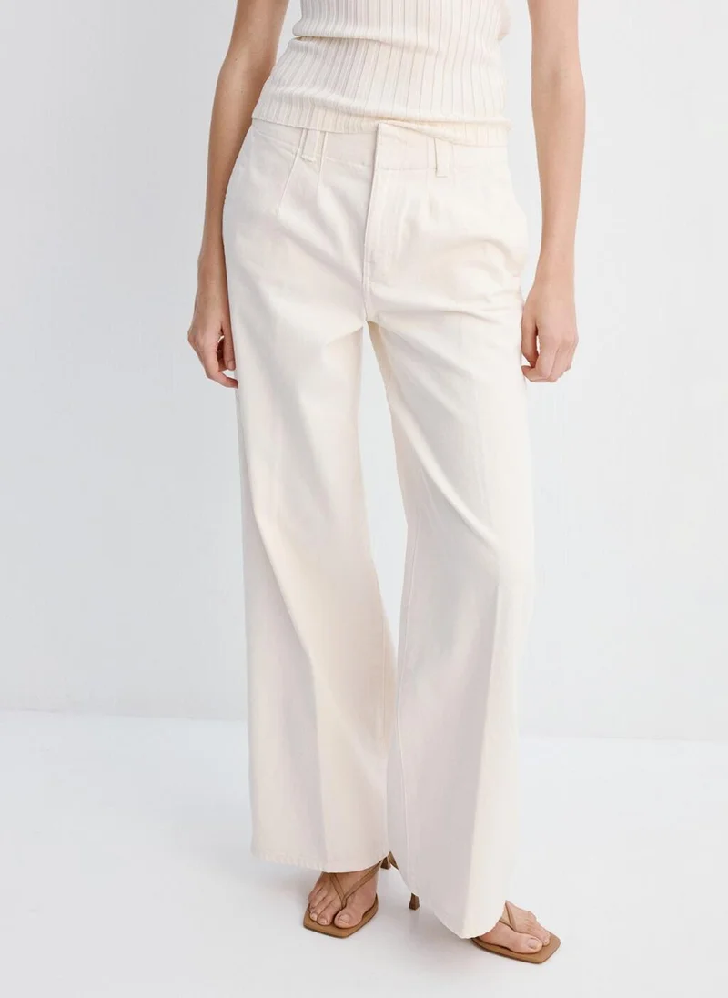 Wide Leg Mid-Rise Jeans
