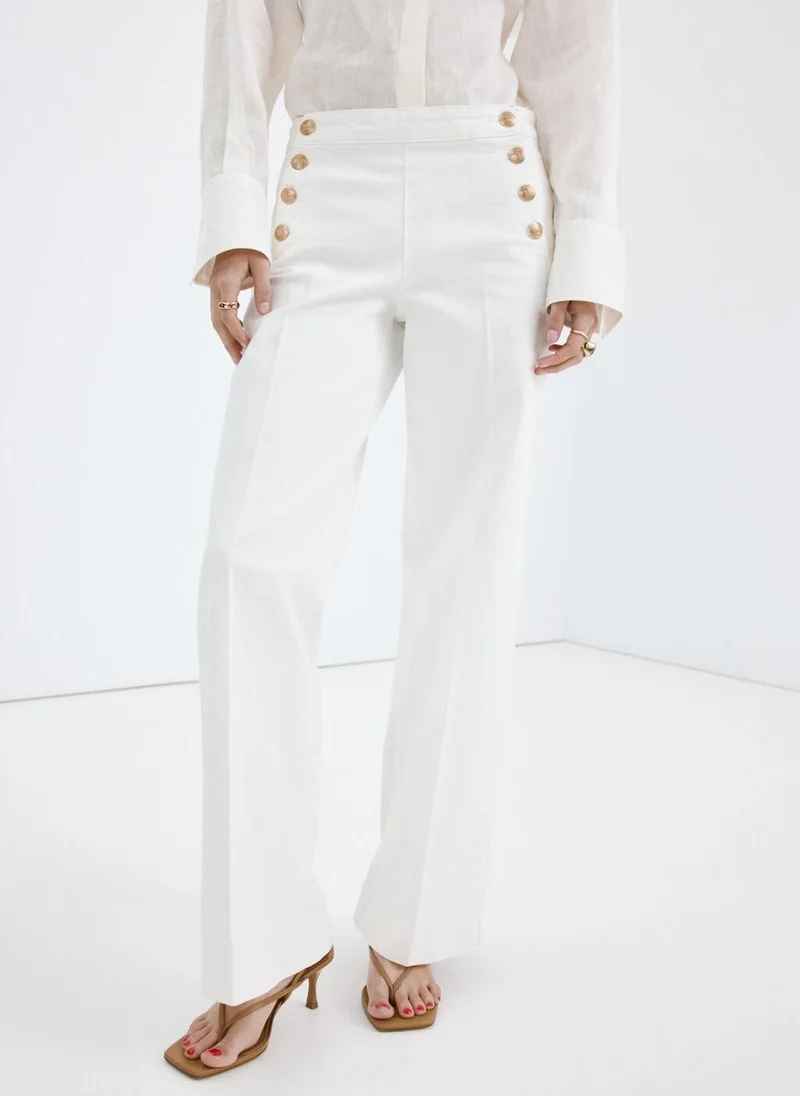 Side Button Wide-Leg Jeans