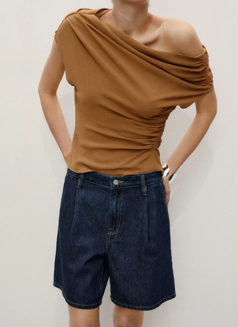 Pleated Denim Bermuda Shorts Rinse Wash